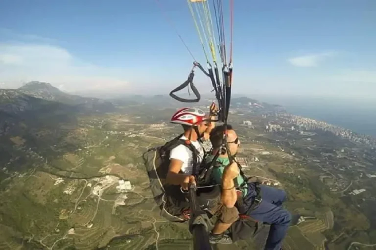 PARAGLIDEN IN ALANYA