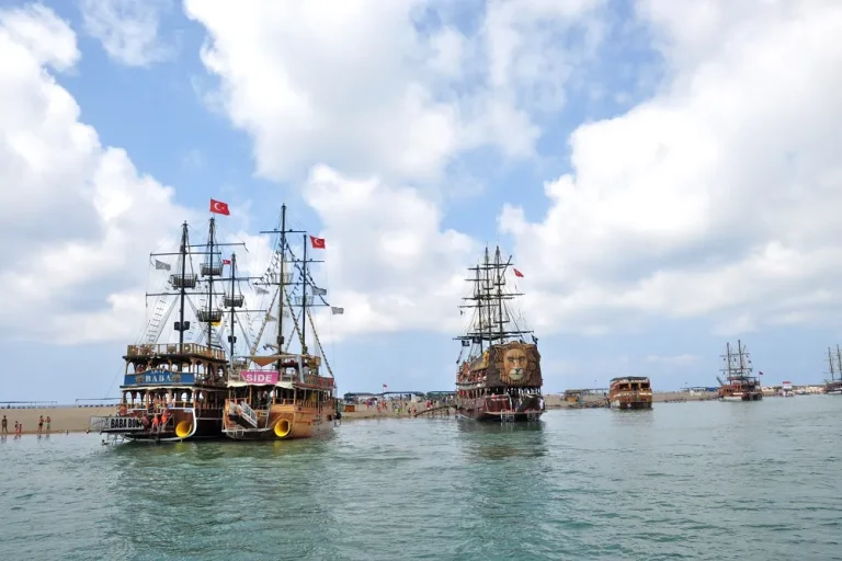 MANAVGAT RIVIERBOOT MET LOKALE MARKT (BAZAAR) VANUIT TÜRKLER