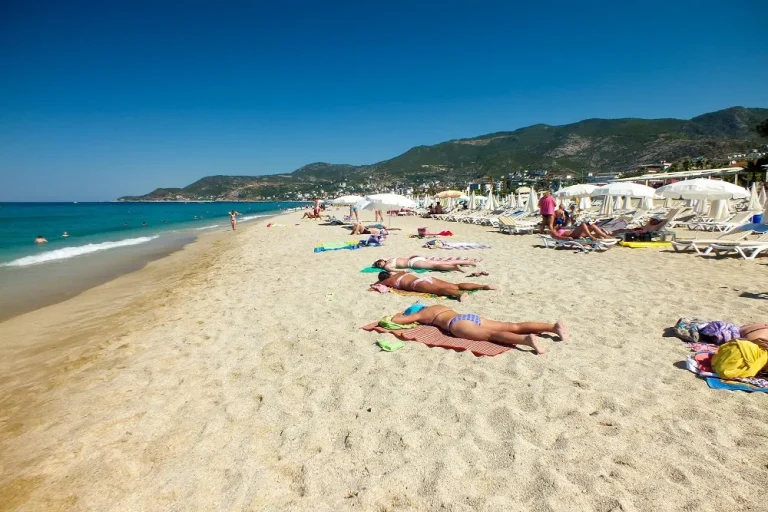 ALANYA FULL DAY CITY TOUR WITH CASTLE AND 1 HOUR BOAT TRIP FROM TÜRKLER