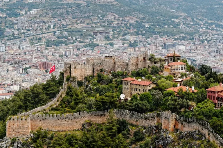 ALANYA FULL DAY CITY TOUR WITH CASTLE AND 1 HOUR BOAT TRIP FROM TÜRKLER