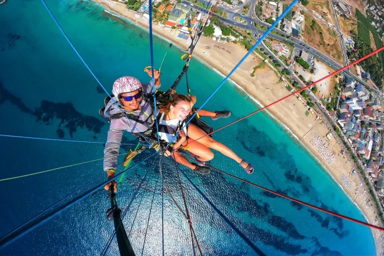 PARAGLIDEN IN ALANYA