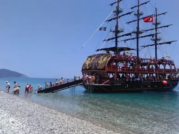 kemer boat tour from antalya