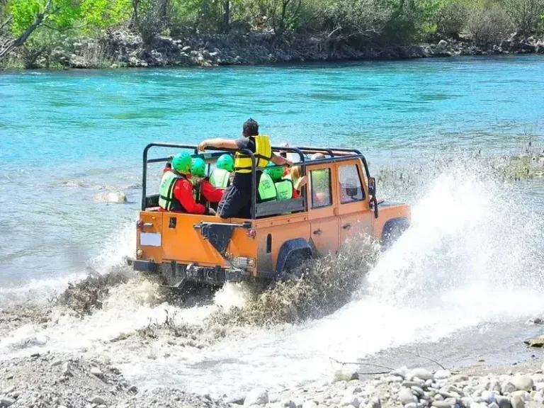 Alanya Jeep Safari Tour with Lunch and Insurance