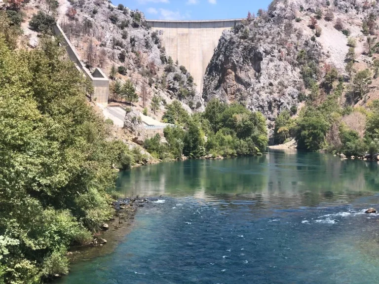 SIDE: TURUL CU BARCA PE LACUL VERDE ȘI SAFARI CU JEEP-URILE - EXCURSIE DE O ZI ÎNTREAGĂ