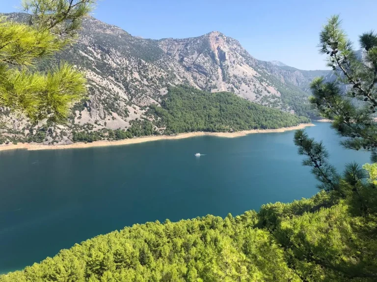 GREEN CANYON WITH CABRIO MINIBUS AND BOAT TOUR ON THE LAKE FROM TÜRKLER