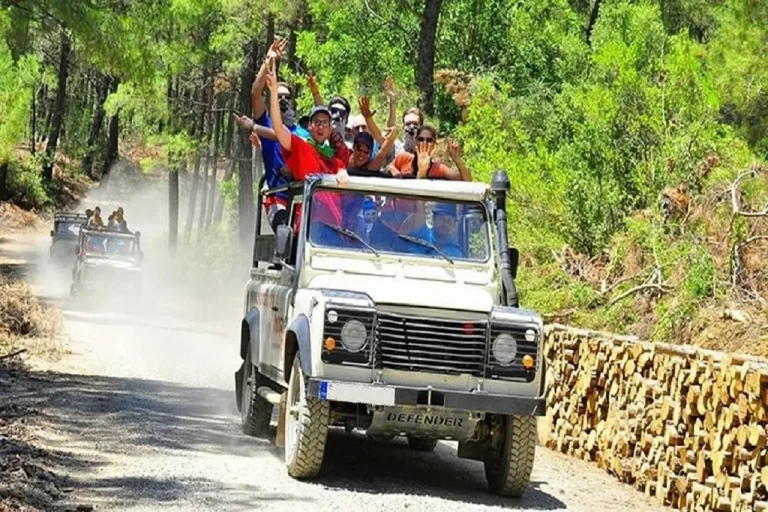 Side Jeep Safari Tour to Green Canyon