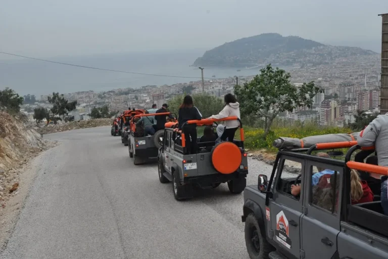 Alanya Jeep Safari Tour to Taurus Mountains (6 Actıvities in 1 Trip)