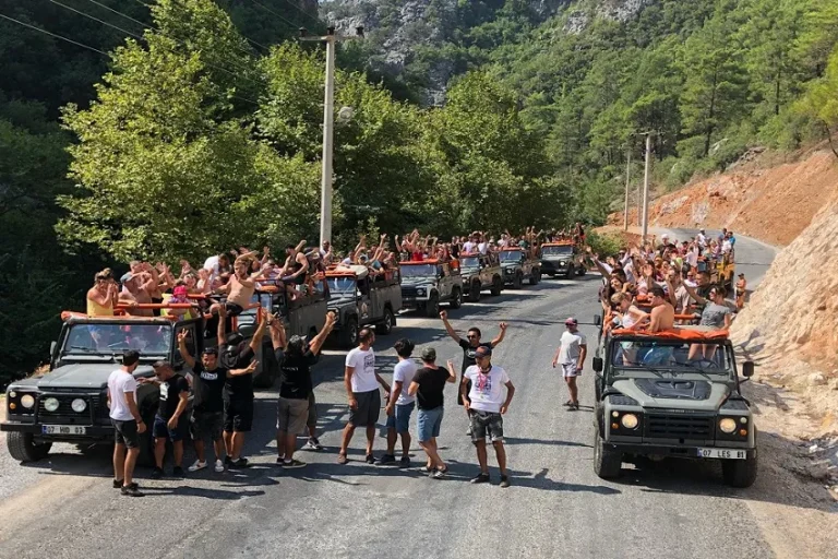 Alanya Jeep Safari Tour to Taurus Mountains (6 Actıvities in 1 Trip)