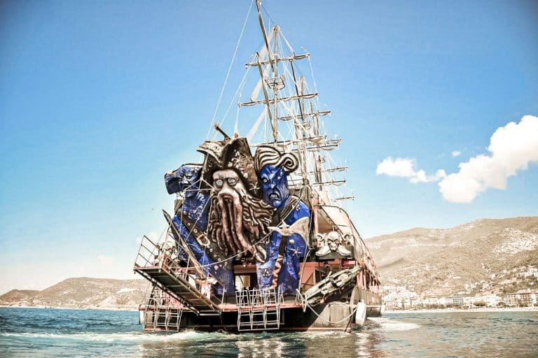 Pirate ship Alanya with kraken-themed design on the Mediterranean