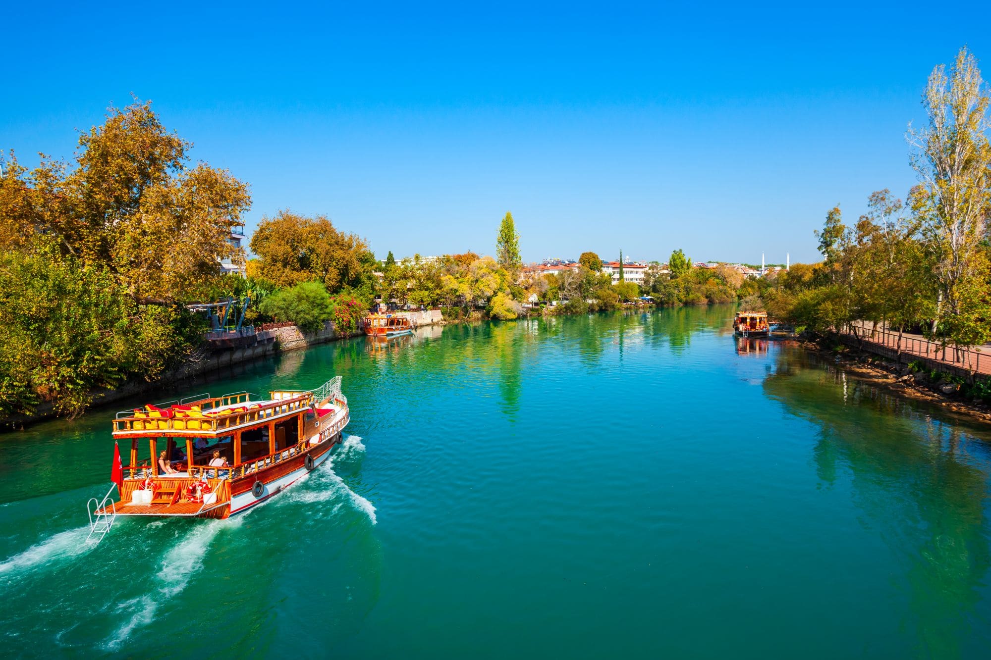 tourist-cruise-boat-manavgat-river